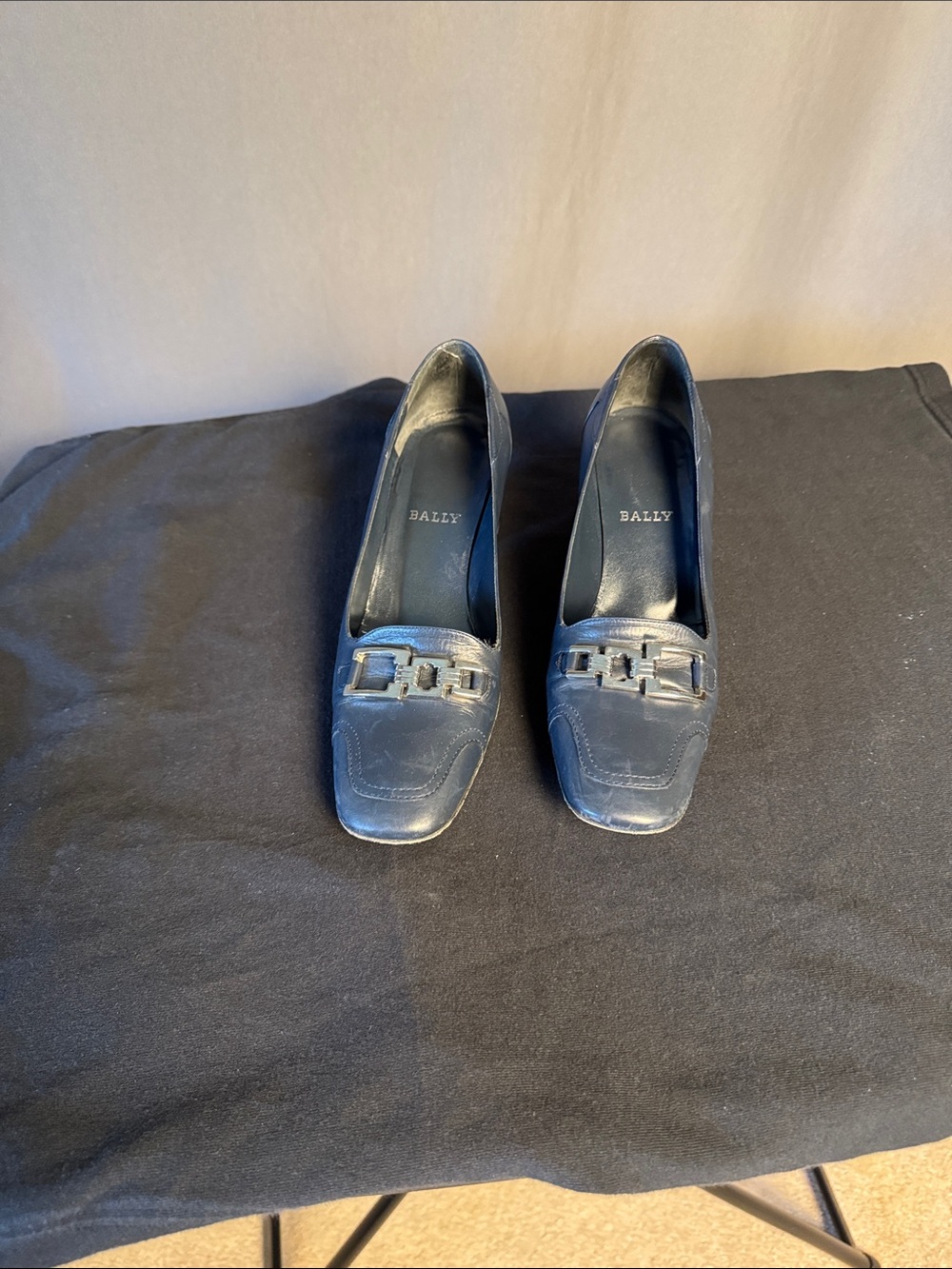 Bally Black Leather Mid Heel Pumps with Decorative Buckle